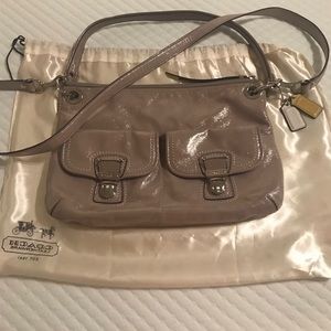 Like new Coach Hamdbag